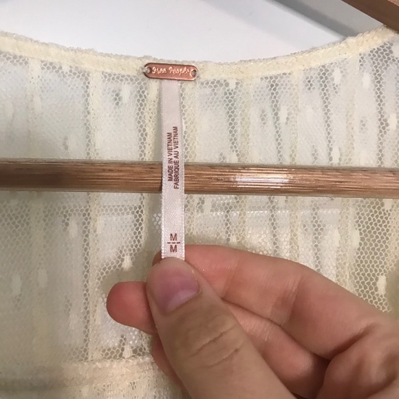 ✨LIKE NEW✨ Free People Sheer Lace Flowy Blouse - Picture 11 of 12